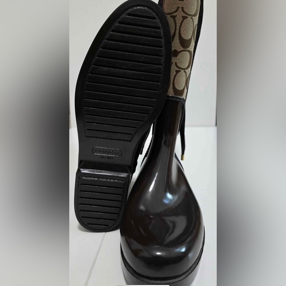 Brown coach boots - Picture 2 of 5